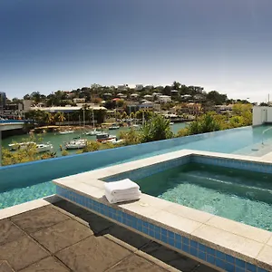 https://oaks-gateway-on-palmer.queenslandhotels.net