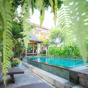 I Gusti Nyoman Oka Habitación en casa particular