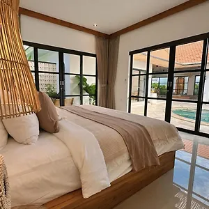 https://my-rock-a-villa.hotelsseminyak.net